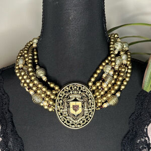 Aloria Pearl rhinestone runway necklace. Breathtaking, showstopping piece